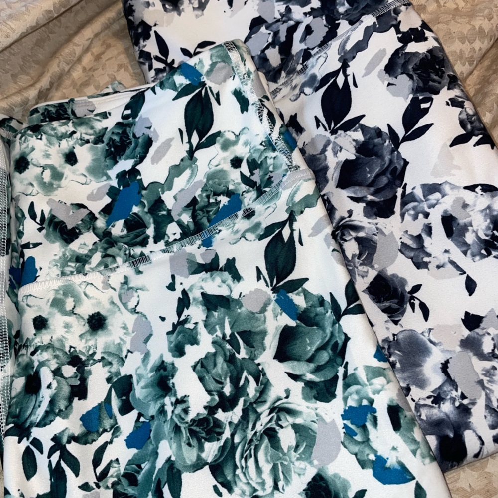 Balance Collection 7/8 Leggings - LOT of 2